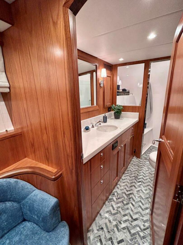 Offshore Yachts-ELV 2023-Vingilot Anacortes-Washington-United States-Custom Master head-5678105