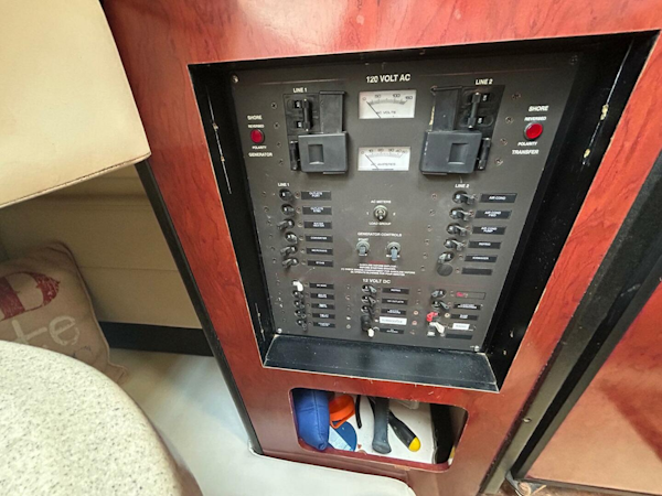 Wellcraft-3700 Martinique 2001 -Essex-Maryland-United States-5686765
