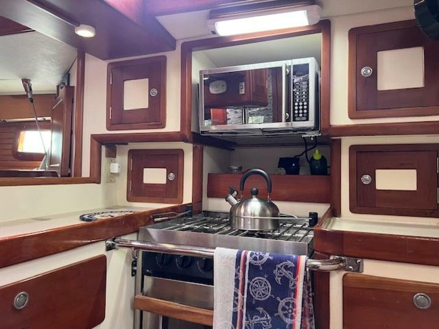 Little Harbor-51 1995-Tumblehome Vineyard Haven-Massachusetts-United States-5701032 | Thumbnail