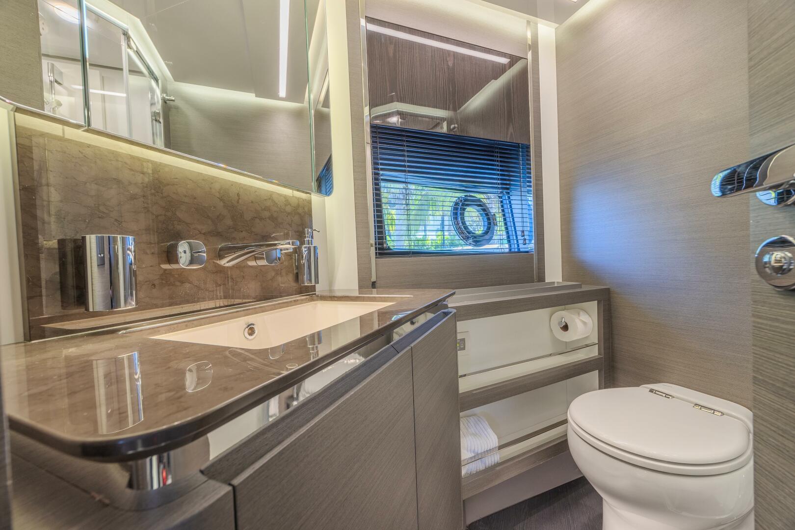 Azimut-S8 2023-NO TIME TO DIE Pompano Beach-Florida-United States-5688174 | Thumbnail