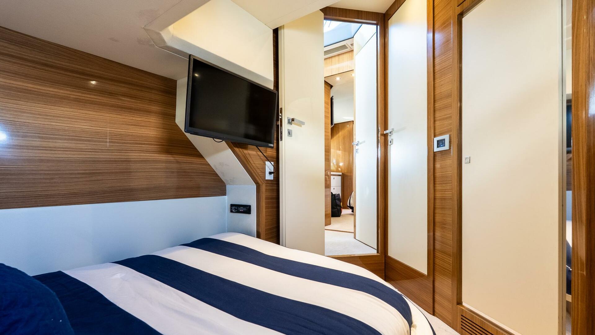 Uniesse-55S 2011-Balliamo Norwalk-Connecticut-United States-5688021 | Thumbnail