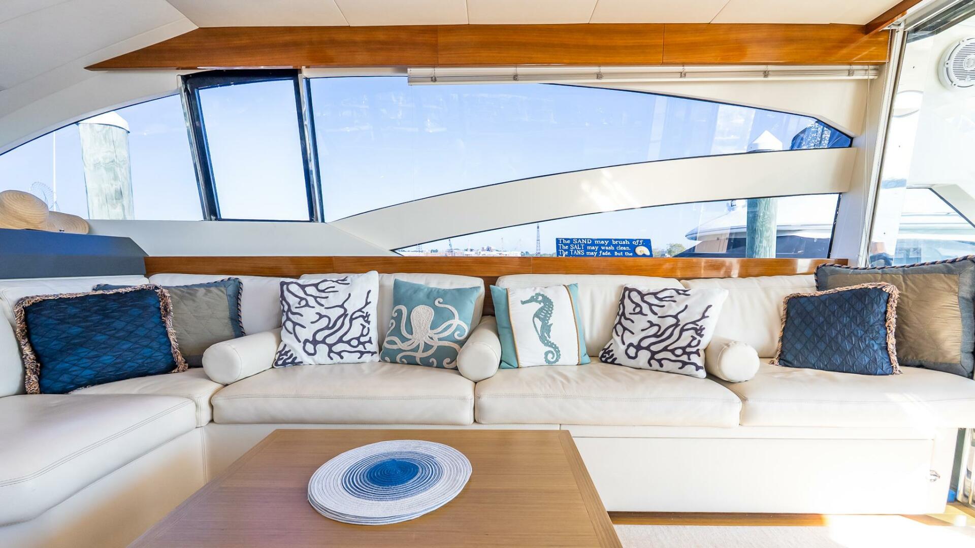 Uniesse-55S 2011-Balliamo Norwalk-Connecticut-United States-5688027 | Thumbnail