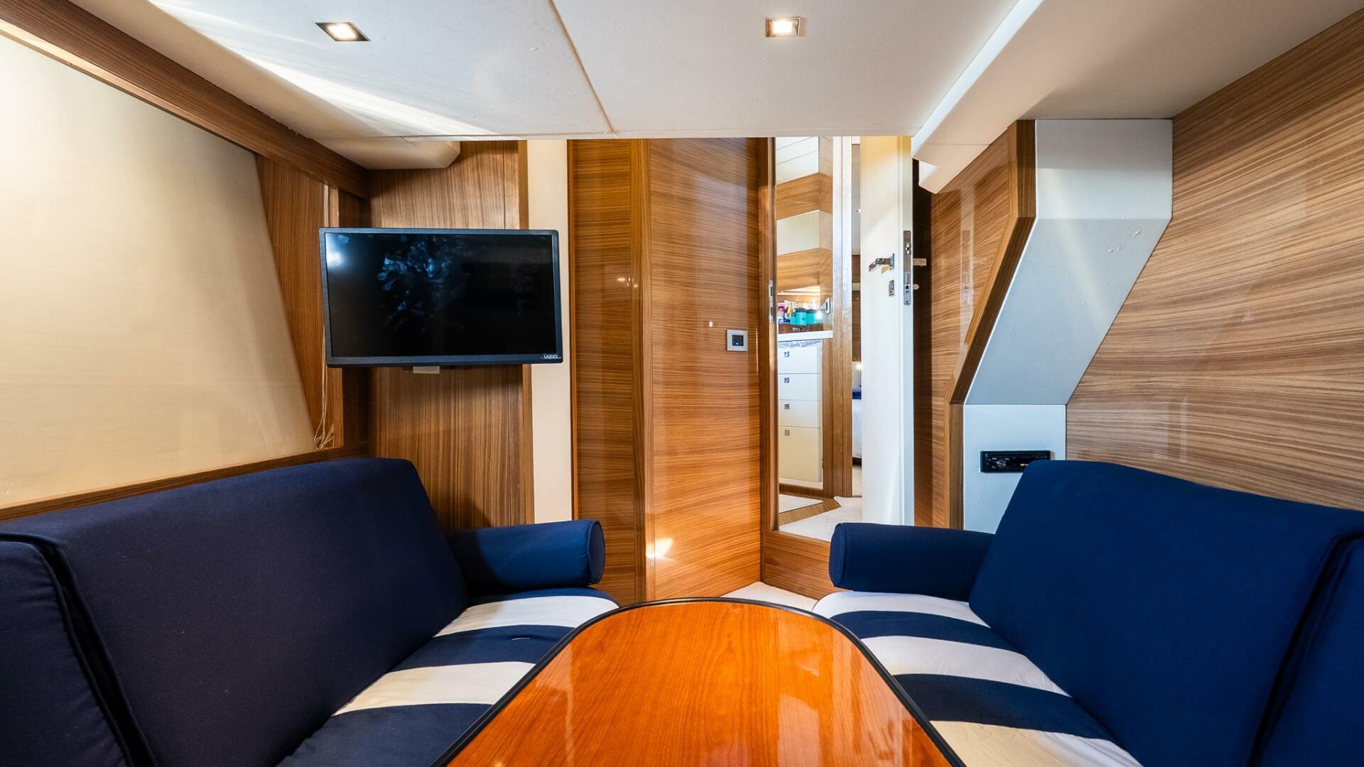 Uniesse-55S 2011-Balliamo Norwalk-Connecticut-United States-5688018 | Thumbnail