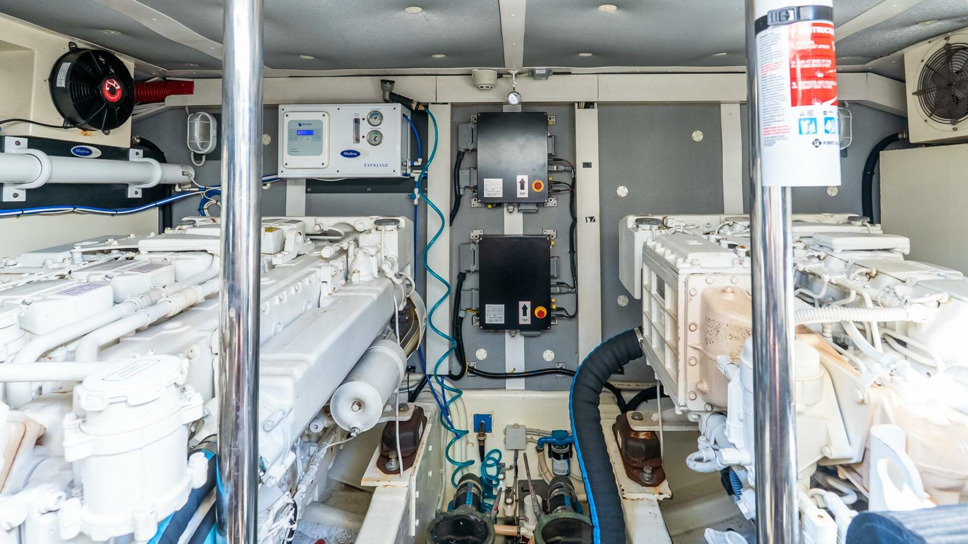 Uniesse-55S 2011-Balliamo Norwalk-Connecticut-United States-5688048 | Thumbnail