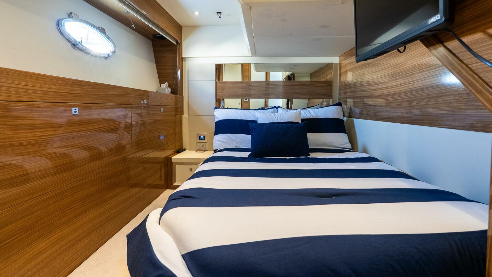 Uniesse-55S 2011-Balliamo Norwalk-Connecticut-United States-5688020 | Thumbnail