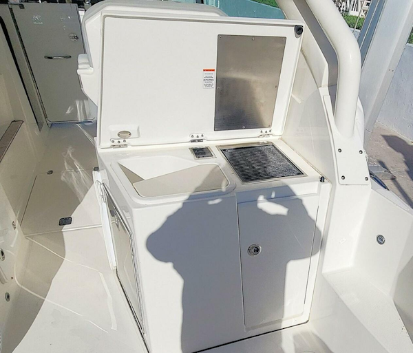 Pursuit-326 DC 2021 -Key Largo-Florida-United States-5697731