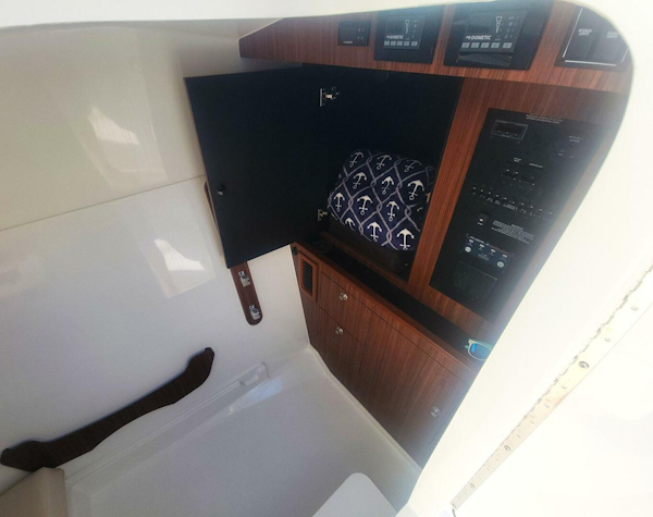 Pursuit-326 DC 2021 -Key Largo-Florida-United States-5697743