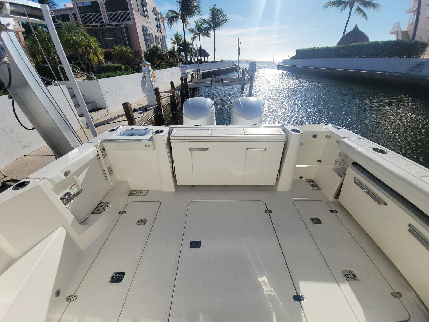 Pursuit-326 DC 2021 -Key Largo-Florida-United States-5697729 | Thumbnail