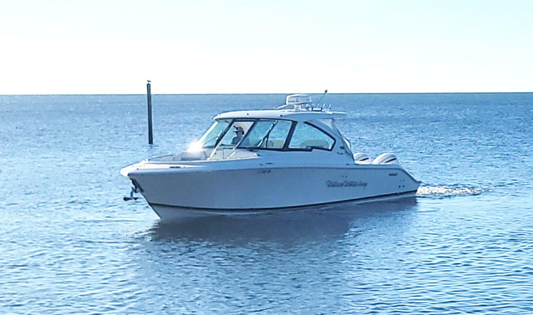Pursuit-326 DC 2021 -Key Largo-Florida-United States-5697721 | Thumbnail