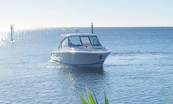 Pursuit-326 DC 2021 -Key Largo-Florida-United States-5697720