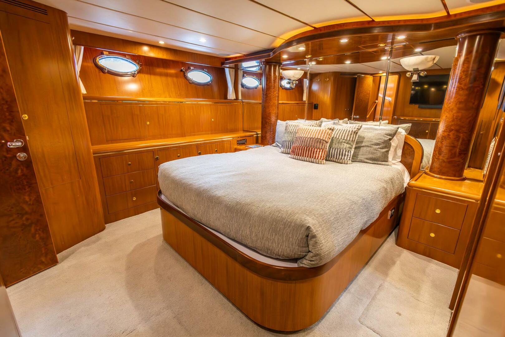 Ocean Alexander-Raised Pilothouse Flybridge Sedan 2005-Bluewater Fort Lauderdale-Florida-United States-5701731 | Thumbnail