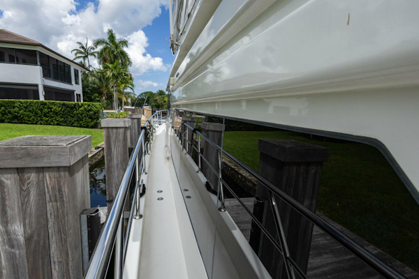 Ocean Alexander-Raised Pilothouse Flybridge Sedan 2005-Bluewater Fort Lauderdale-Florida-United States-5701780