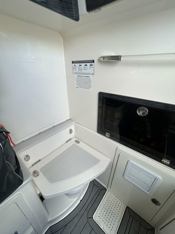 Cobia-350 CC 2020 -Virginia Beach-Virginia-United States-5715650