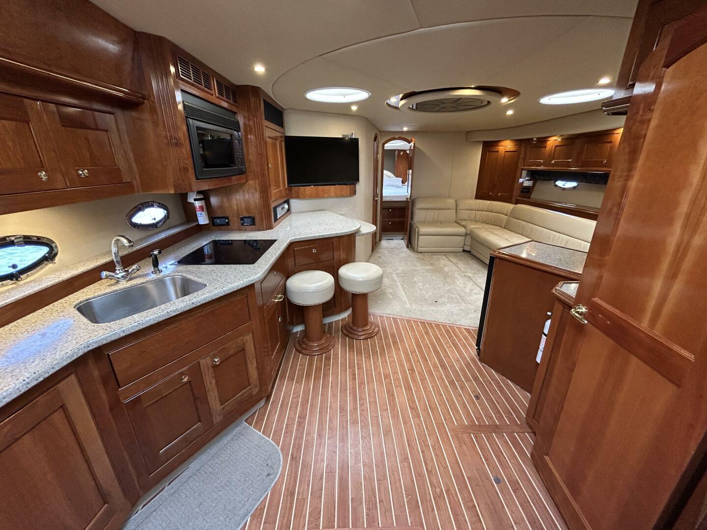 Cruisers Yachts-540 Express 2003-1000 Hour Service Completed Greenwich-Connecticut-United States-5710073 | Thumbnail
