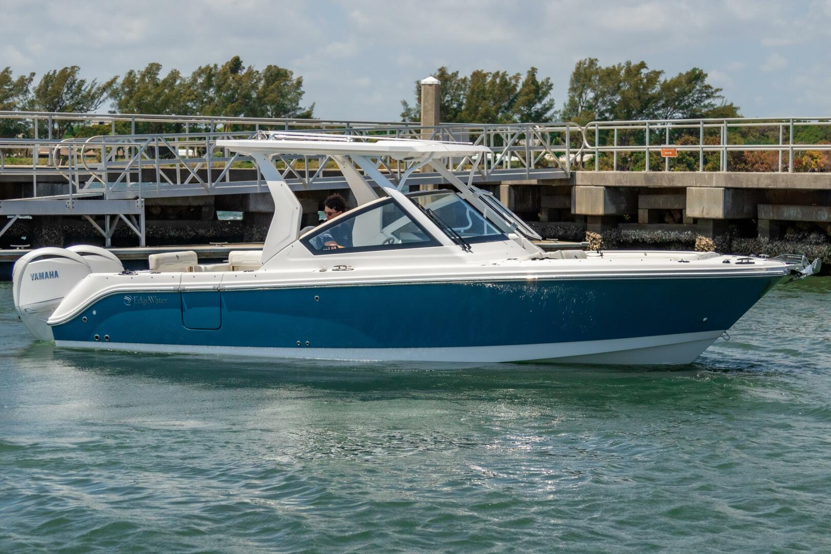Used Edgewater 26' 262CX For Sale In Florida | United Yacht Sales