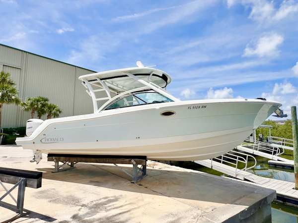 Robalo-R317 2019 -Largo-Florida-United States-5708904