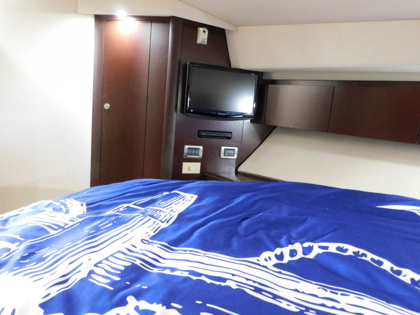Sea Ray-44 Sedan Bridge 2008-Full Deck Satellite Beach-Florida-United States-5719396 | Thumbnail