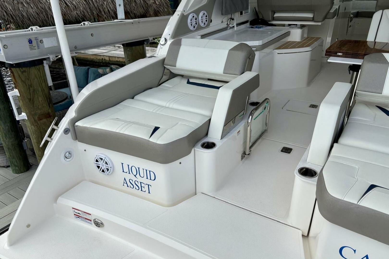 Tiara Sport-34 LX 2024 -Cape Coral -Florida-United States-Stern Platform and Cockpit-5726876 | Thumbnail