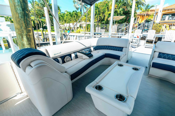 Bennington-30 QSBAX2 Swingback 2024-HOLD ON Palm Beach Gardens-Florida-United States-Deck Seating-5725537