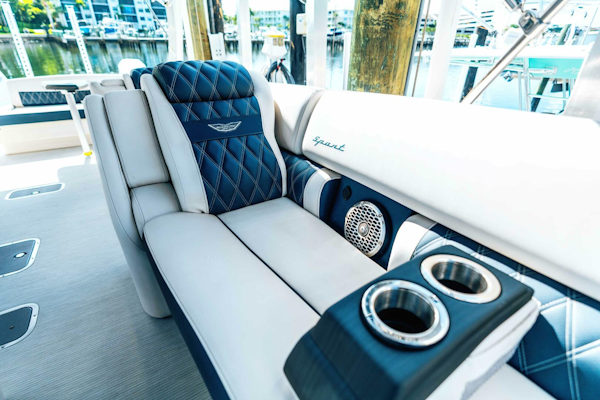 Bennington-30 QSBAX2 Swingback 2024-HOLD ON Palm Beach Gardens-Florida-United States-Deck Seating-5725531