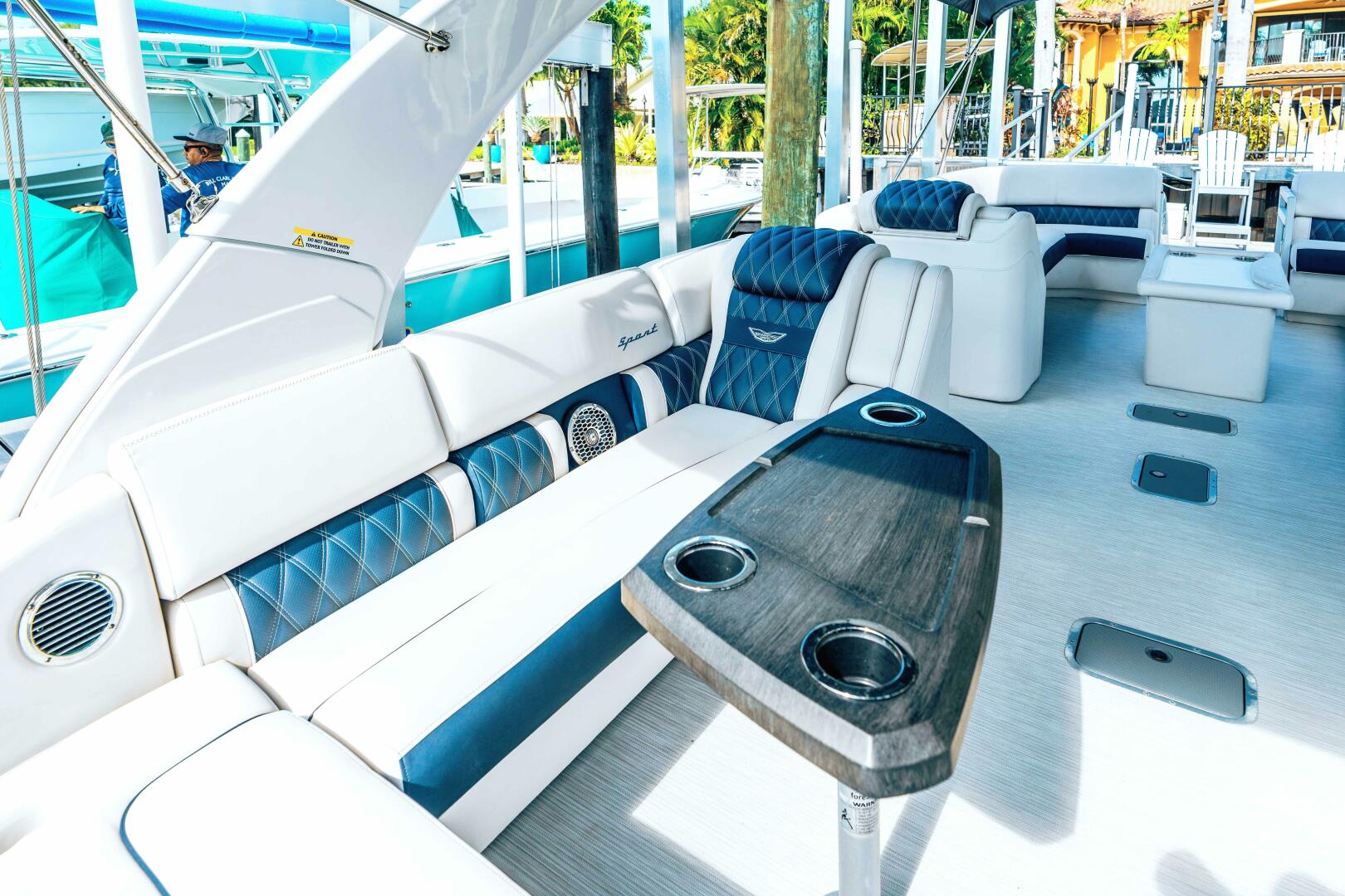 Bennington-30 QSBAX2 Swingback 2024-HOLD ON Palm Beach Gardens-Florida-United States-Deck Seating & Table-5725543 | Thumbnail