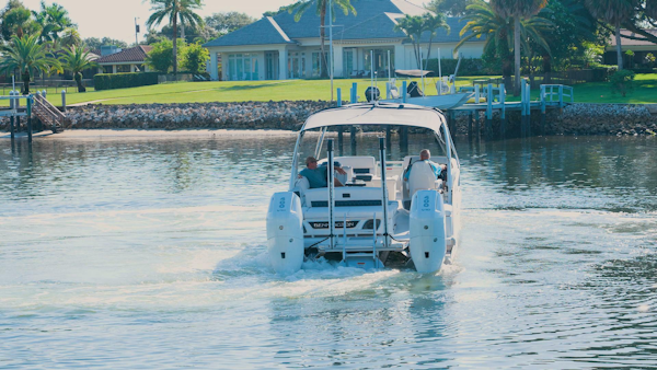 Bennington-30 QSBAX2 Swingback 2024-HOLD ON Palm Beach Gardens-Florida-United States-Aft Profile-5725564