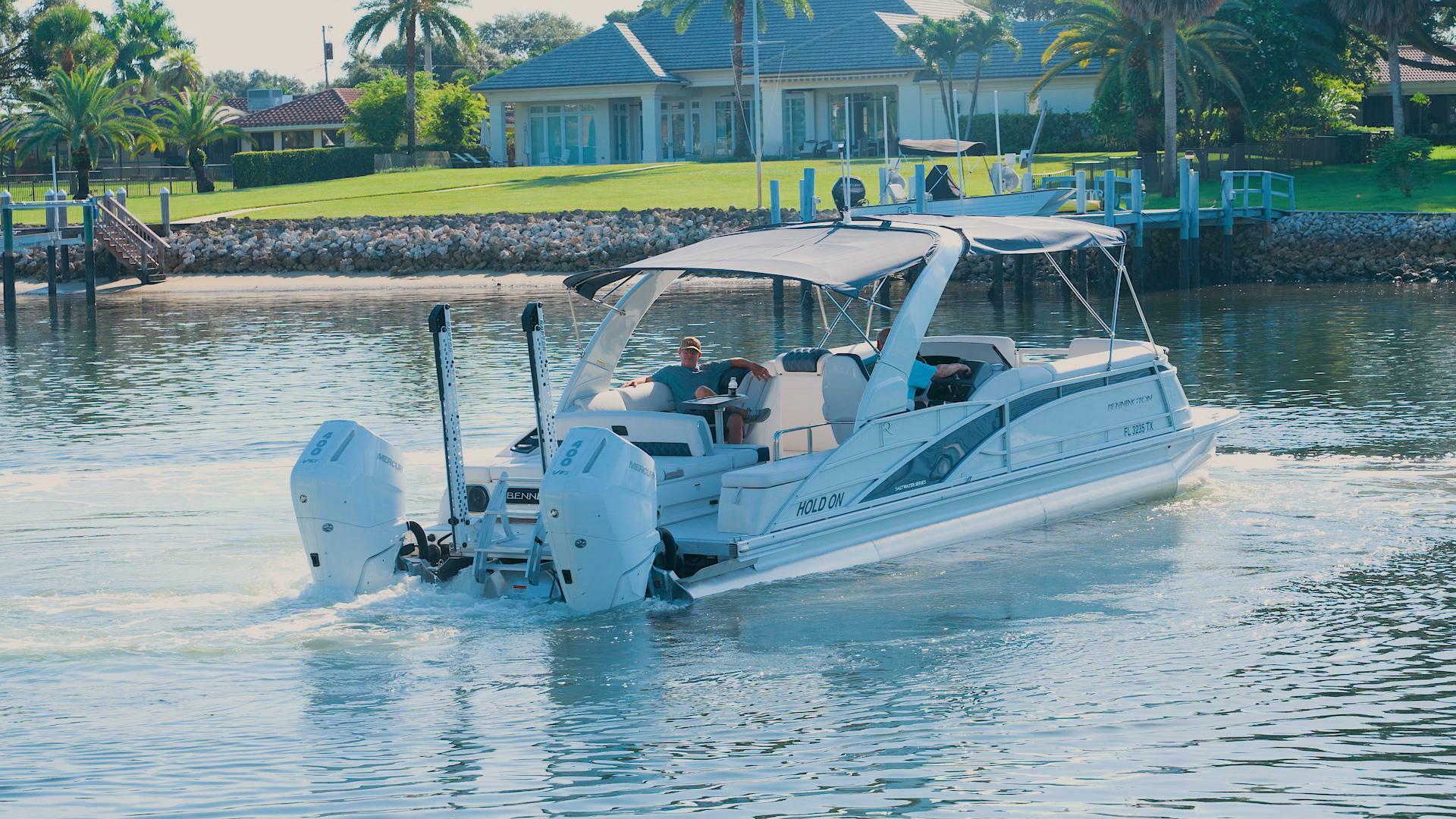 Bennington-30 QSBAX2 Swingback 2024-HOLD ON Palm Beach Gardens-Florida-United States-Starboard Profile-5725563 | Thumbnail