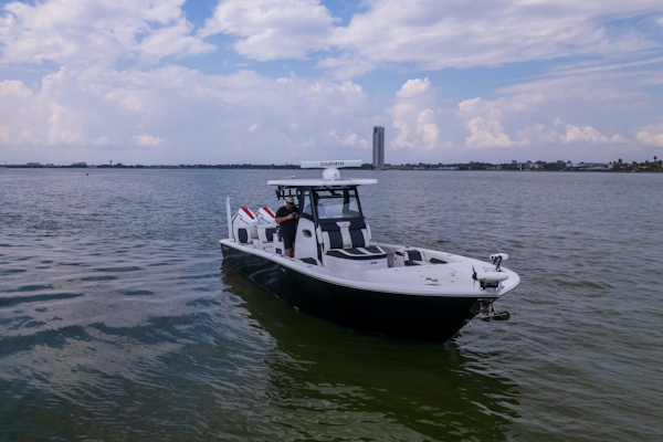 Tidewater-3100 Carolina Bay 2024-Day Dreamin Kemah-Texas-United States-2024 Tidewater 3100 Carolina Bay-5782584