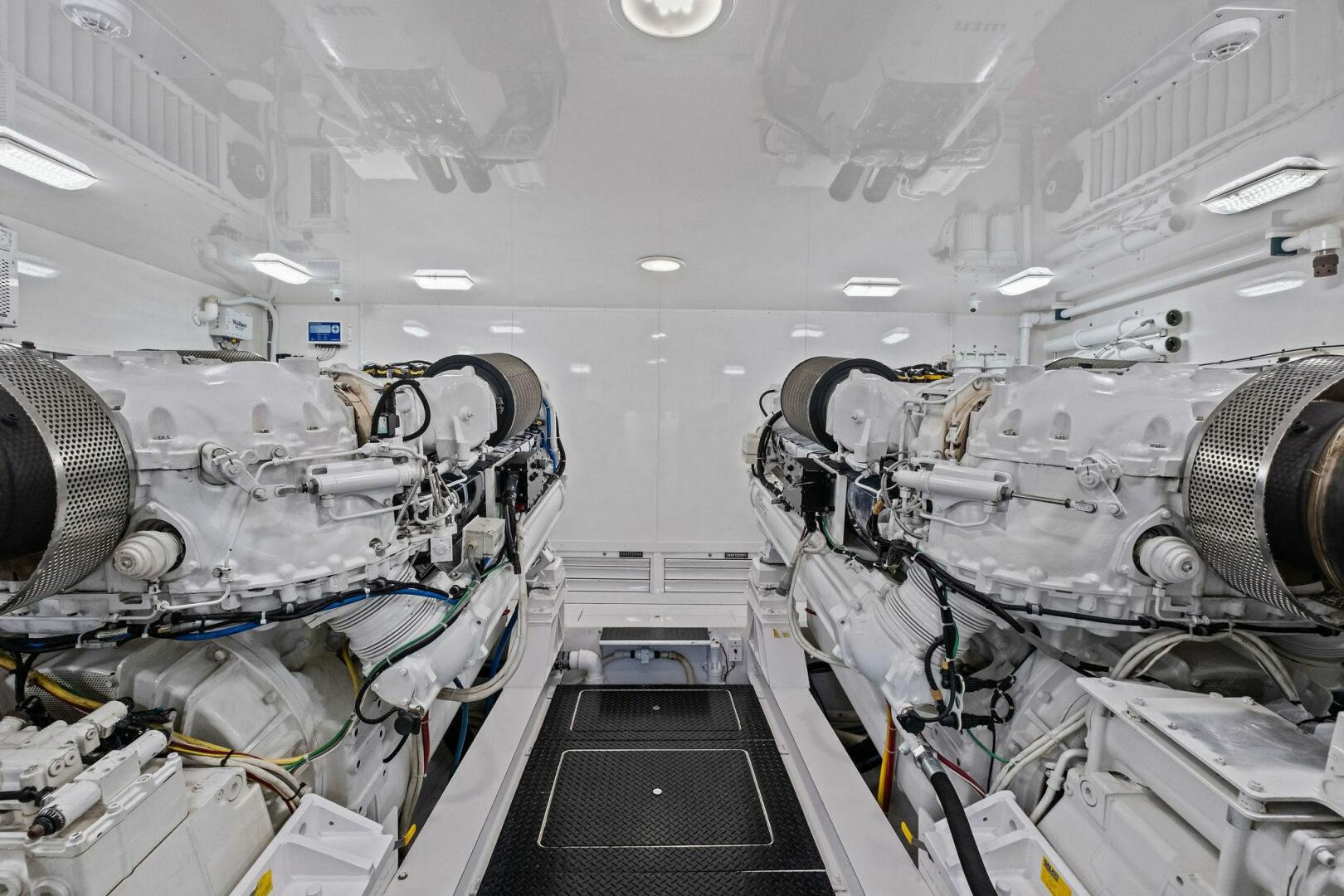 Viking-82 Convertible 2012-Lady Di  Boca Grande-Florida-United States-2012 82 Viking Convertible  Lady Di-5741646 | Thumbnail