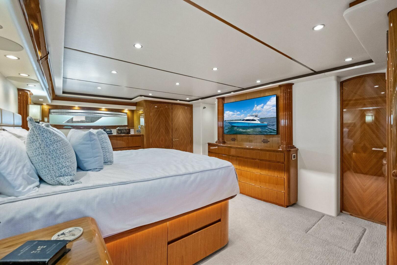 Viking-82 Convertible 2012-Lady Di  Boca Grande-Florida-United States-2012 82 Viking Convertible  Lady Di-5741535 | Thumbnail
