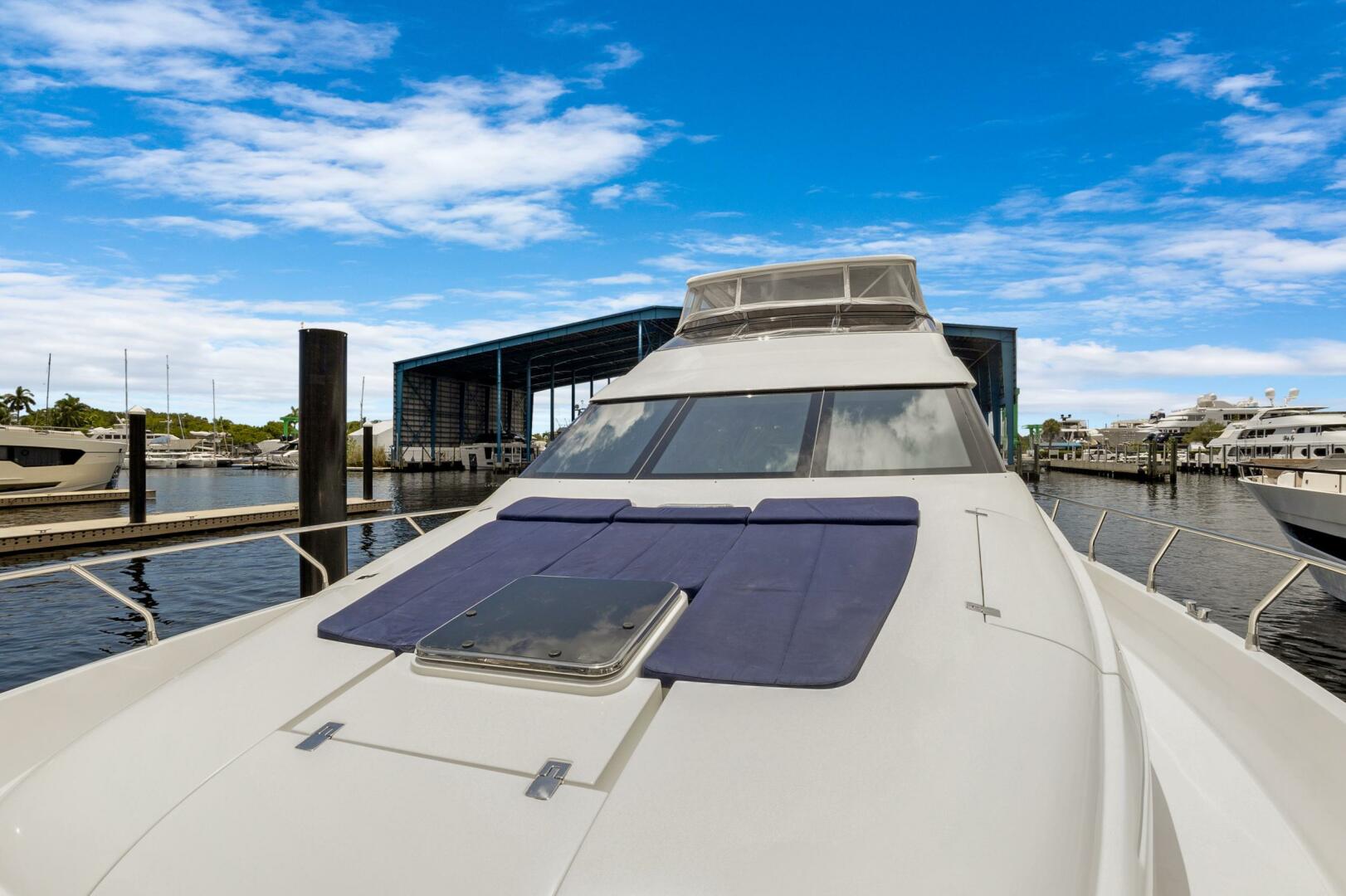 Marquis-690 2008-HER ENDEAVOUR Fort Lauderdale-Florida-United States-5742323 | Thumbnail