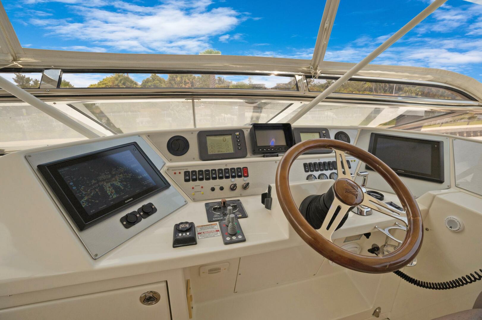 Marquis-690 2008-HER ENDEAVOUR Fort Lauderdale-Florida-United States-5742305 | Thumbnail