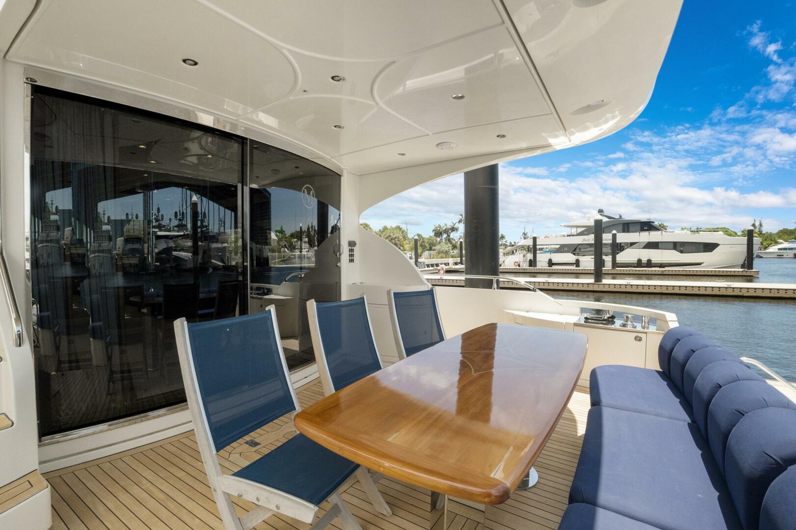 Marquis-690 2008-HER ENDEAVOUR Fort Lauderdale-Florida-United States-5742309 | Thumbnail