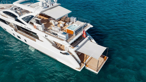 Azimut-2023 Grande 32 Metri 2023-LA MAMA Fort Lauderdale-Bahamas-Stern Aerial-5746847
