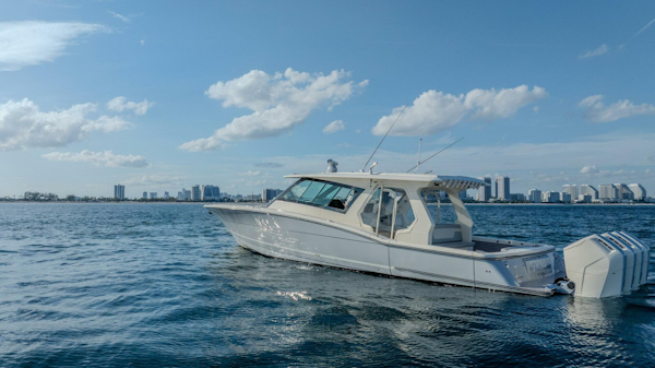Scout-530 LXF 2023-Dealership II Fort Lauderdale-Florida-United States-5860645