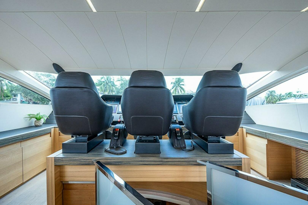 Pershing-Pershing 92 2014-COAL BLOODED  Fort Lauderdale-Florida-United States-Helm Back Seating -5754881