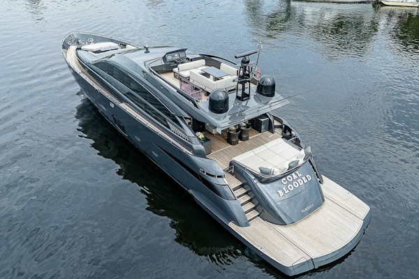 Pershing-Pershing 92 2014-COAL BLOODED  Fort Lauderdale-Florida-United States-Stern Profile Port -5754915