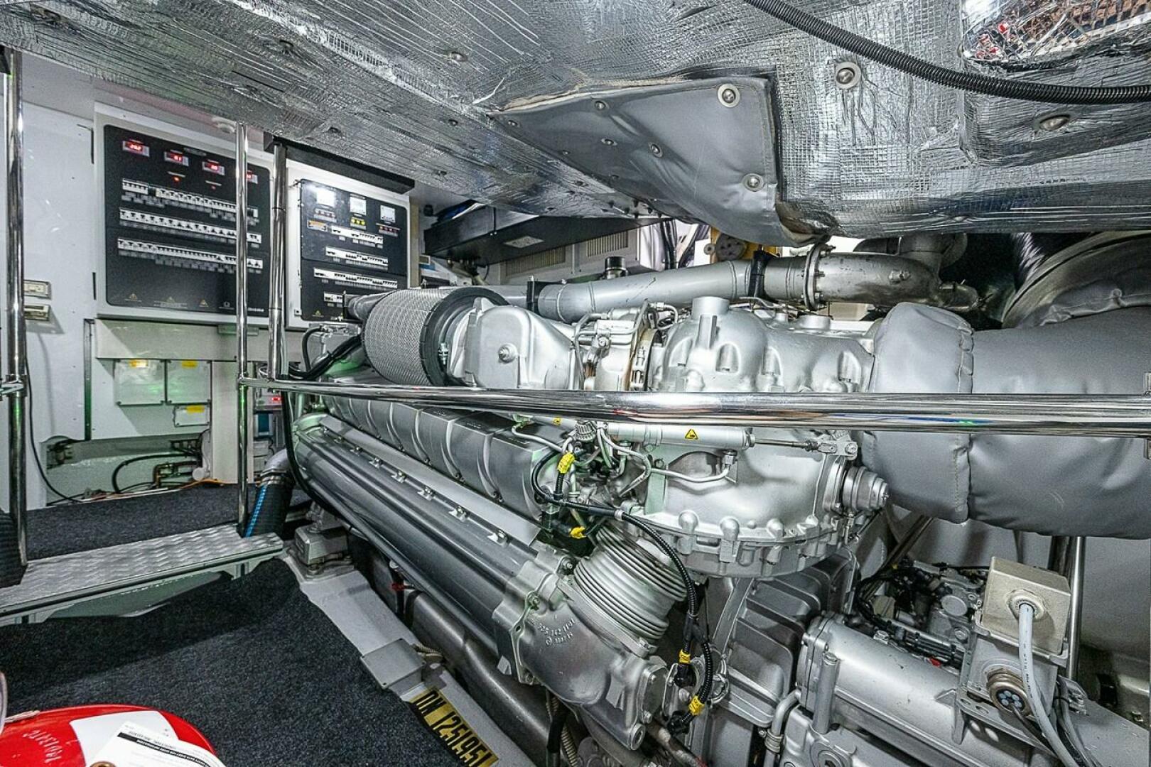 Pershing-Pershing 92 2014-COAL BLOODED  Fort Lauderdale-Florida-United States-Engine Room -5754894 | Thumbnail