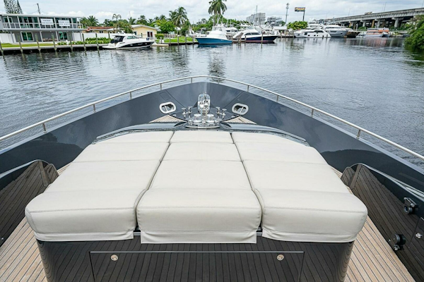 Pershing-Pershing 92 2014-COAL BLOODED  Fort Lauderdale-Florida-United States-Bow Seating -5754883