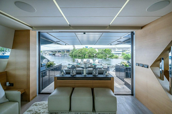 Pershing-Pershing 92 2014-COAL BLOODED  Fort Lauderdale-Florida-United States-Looking Aft -5754848