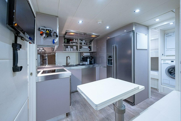 Pershing-Pershing 92 2014-COAL BLOODED  Fort Lauderdale-Florida-United States-Crew Quarter Galley-5754889