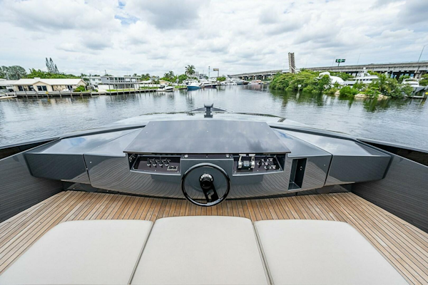 Pershing-Pershing 92 2014-COAL BLOODED  Fort Lauderdale-Florida-United States-Flybridge Helm -5754900