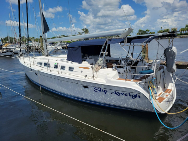 Hunter 2009-Slip Aweigh Palmetto-Florida-United States-5757615