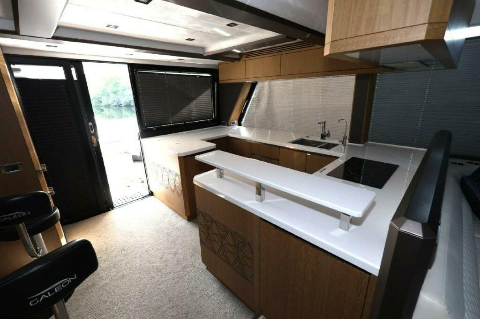 Galeon-650 Sky 2019 -Fort Lauderdale-Florida-United States-5758494 | Thumbnail