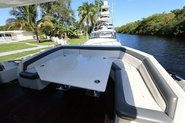 Galeon-650 Sky 2019 -Fort Lauderdale-Florida-United States-5758455