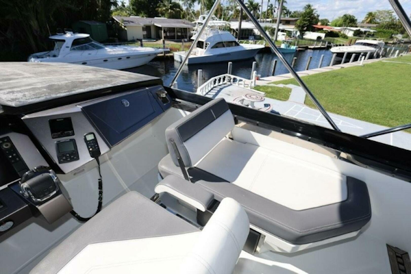Galeon-650 Sky 2019 -Fort Lauderdale-Florida-United States-5758446