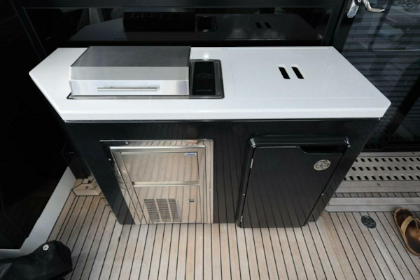 Galeon-650 Sky 2019 -Fort Lauderdale-Florida-United States-5758442