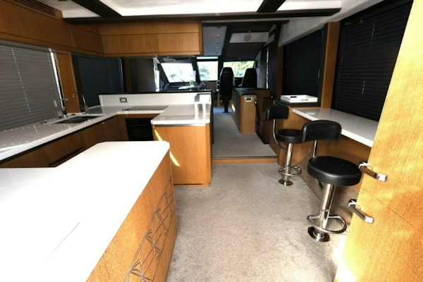 Galeon-650 Sky 2019 -Fort Lauderdale-Florida-United States-5758460
