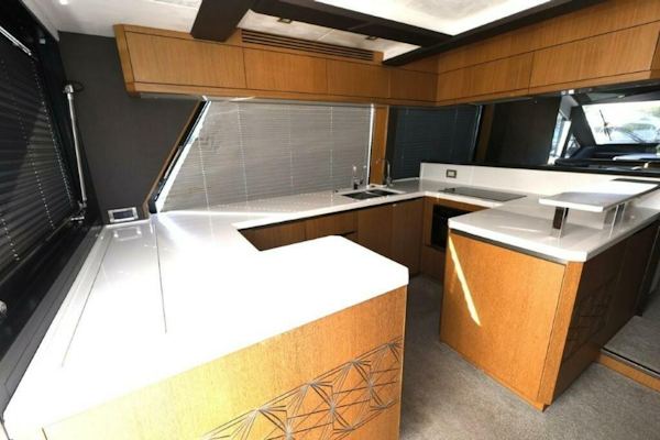 Galeon-650 Sky 2019 -Fort Lauderdale-Florida-United States-5758461
