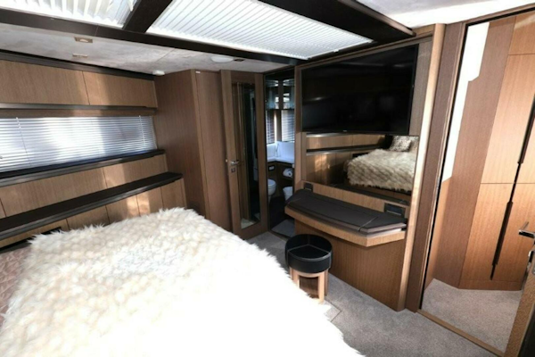Galeon-650 Sky 2019 -Fort Lauderdale-Florida-United States-5758475